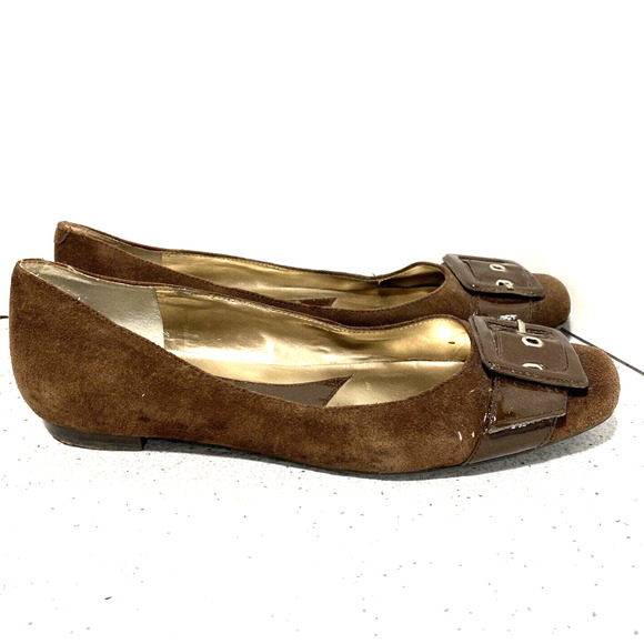 Bandolino brown suede leather flats slip on shoes US 7.5M faux patent buckle - Picture 7 of 11